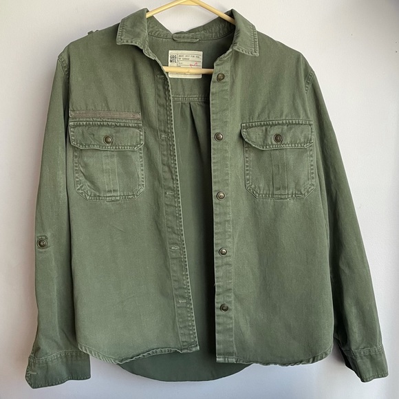 GARAGE | Women’s Overshirt - Picture 2 of 10